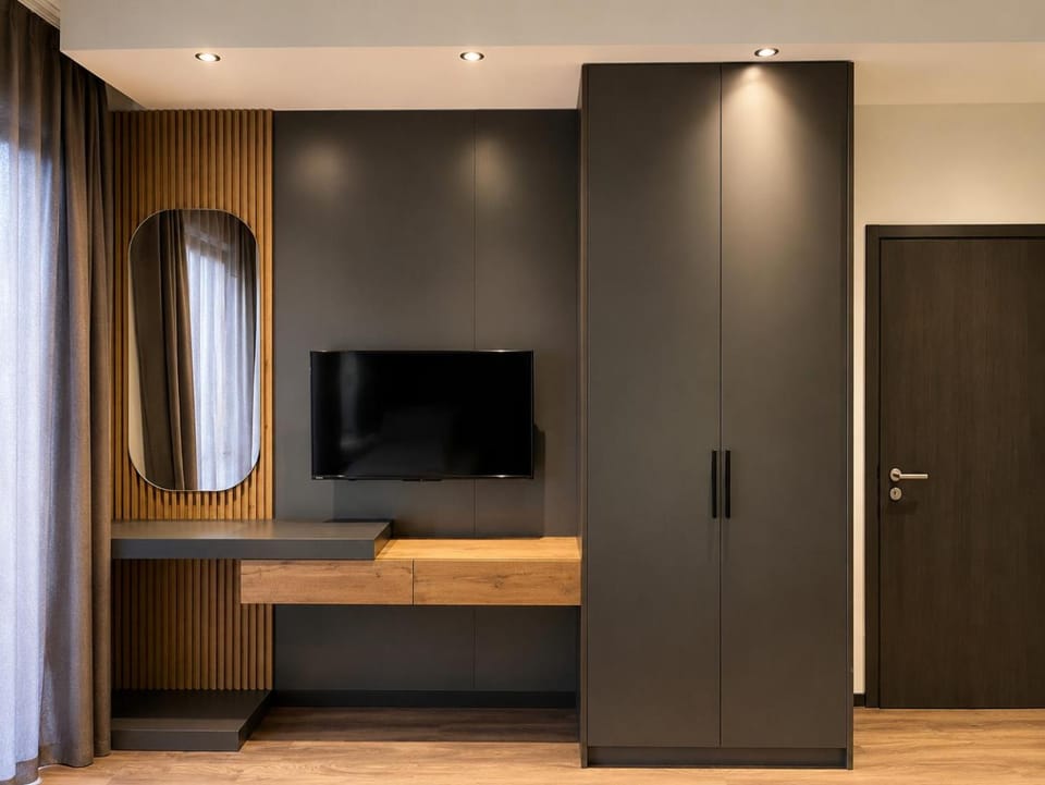 TV and multimedia, wardrobe