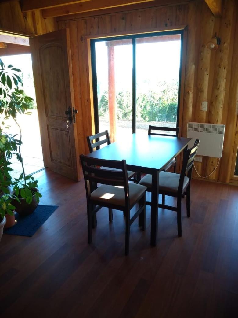 View (from property/room), Balcony/Terrace, Living room