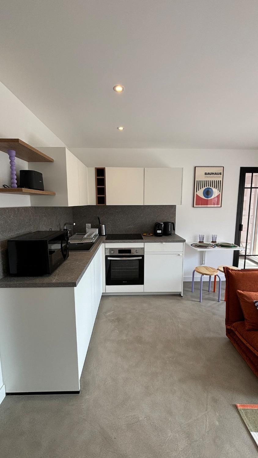 Le BAUHAUS appart moderne et rénové avec parking Apartment in Annemasse
