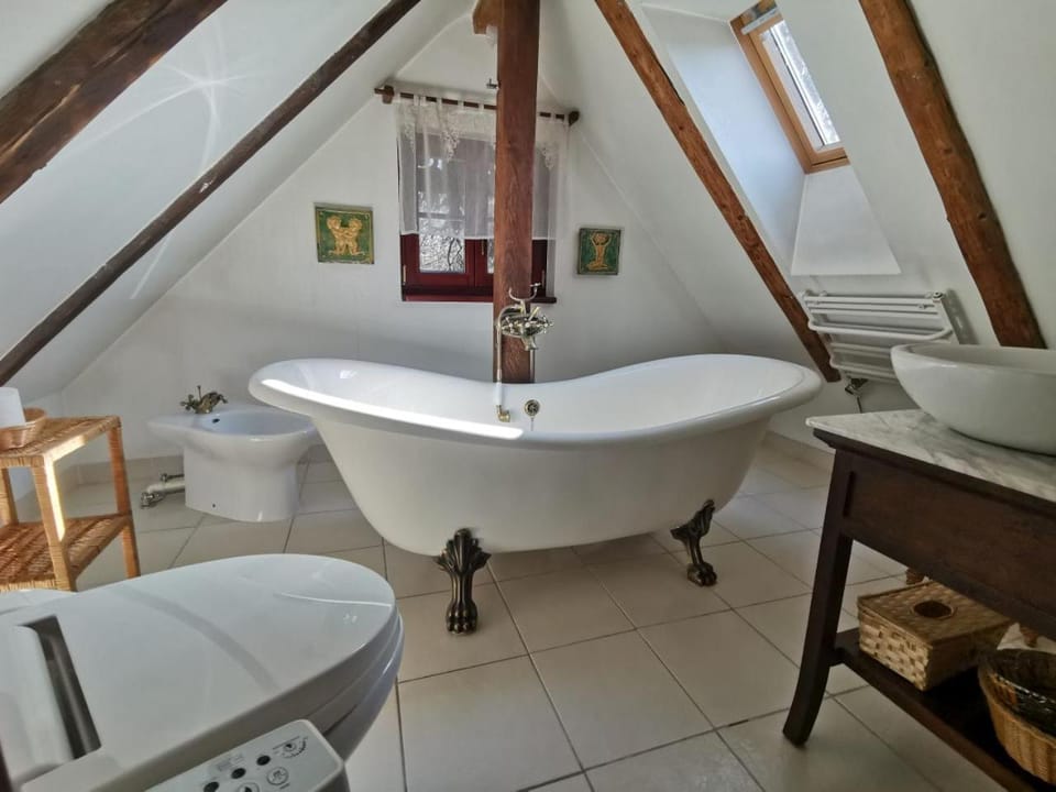 Bathroom, Bath