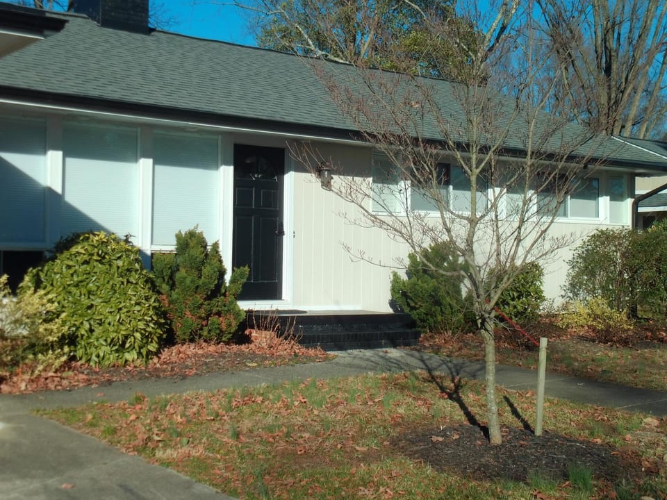 Friendly Home House in Greensboro
