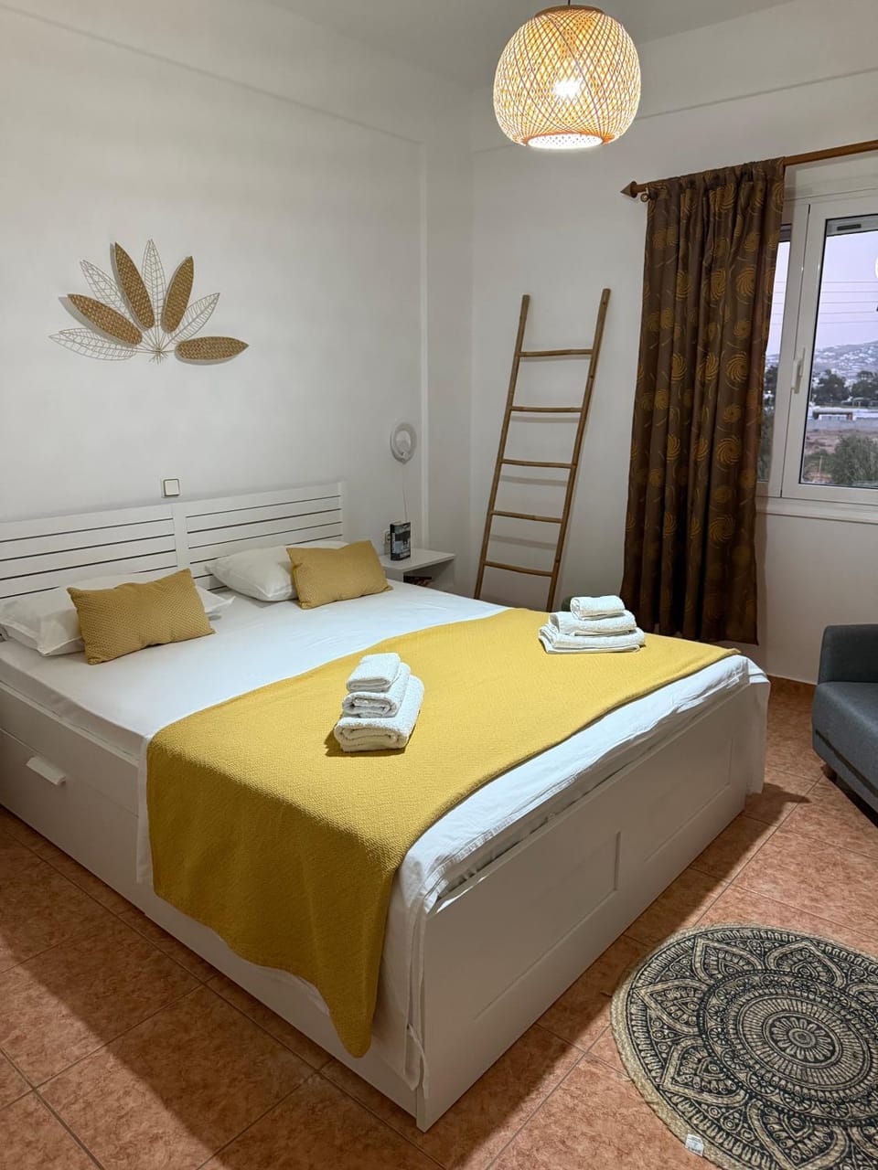 Olive Nest Apartment in Paros