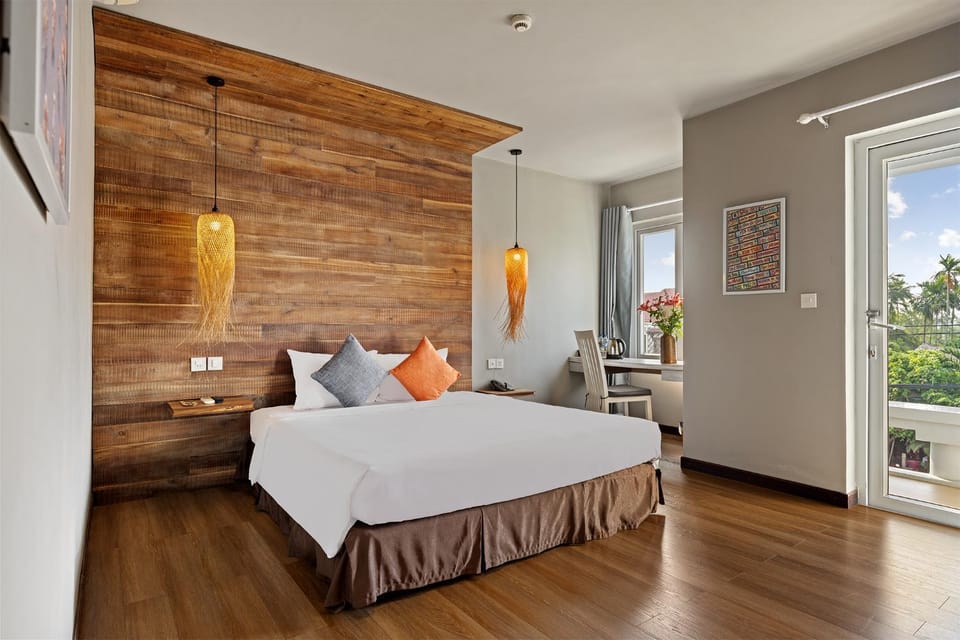 Bed, Living room, Photo of the whole room, Bedroom