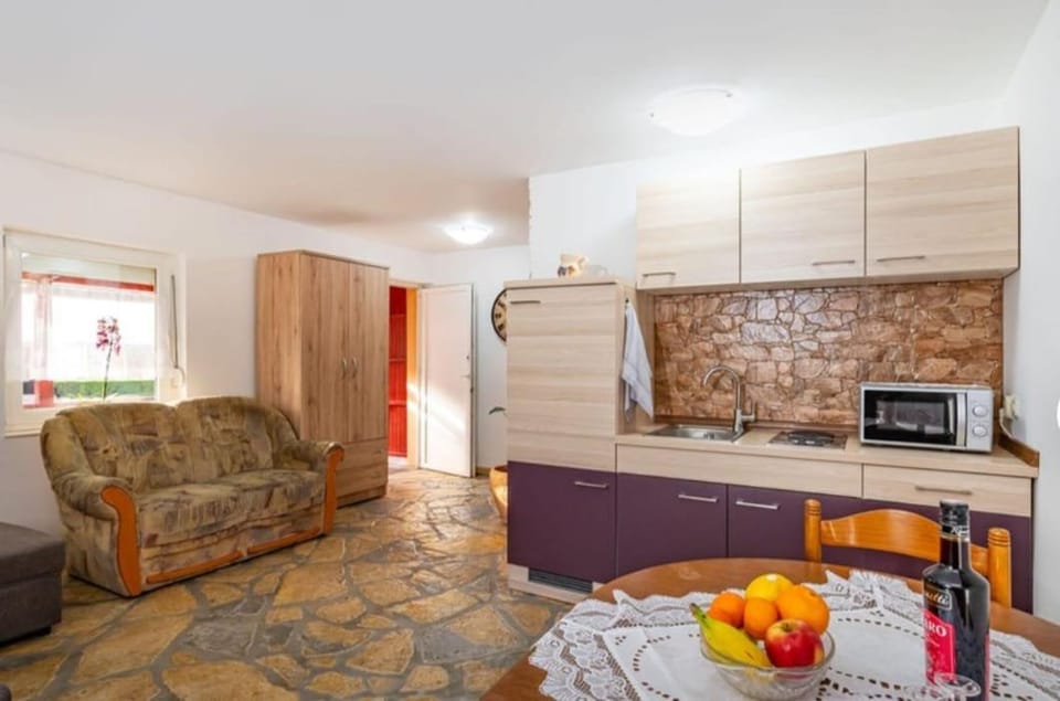 Bed, BBQ facilities, Kitchen or kitchenette, air conditioner