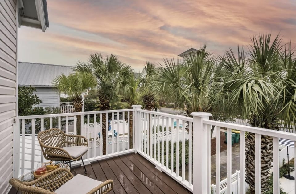 Available for Spring Break! Casa Marina House in Destin