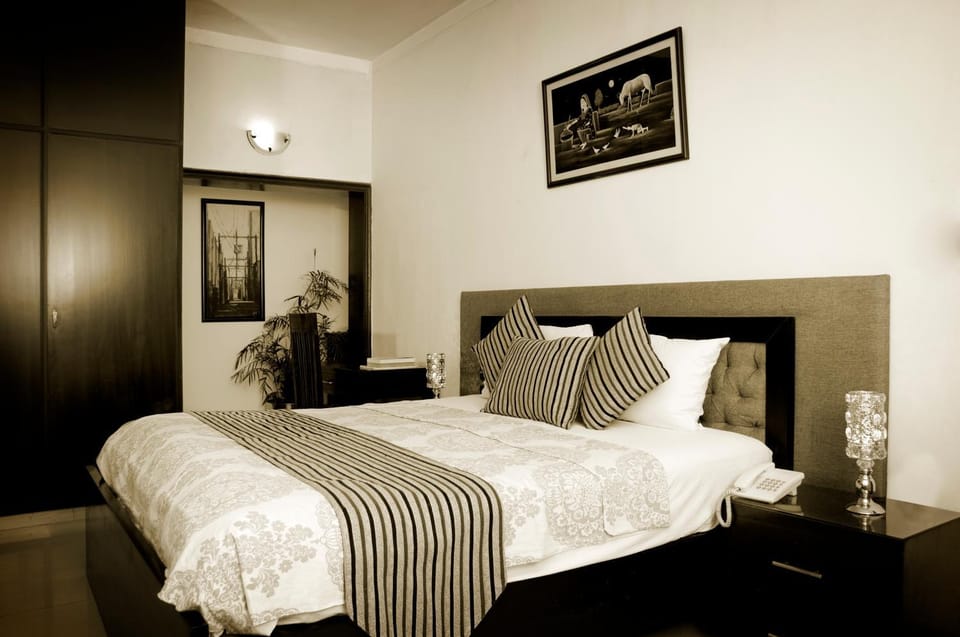 Royal Elegance Hotel Hotel in Lahore