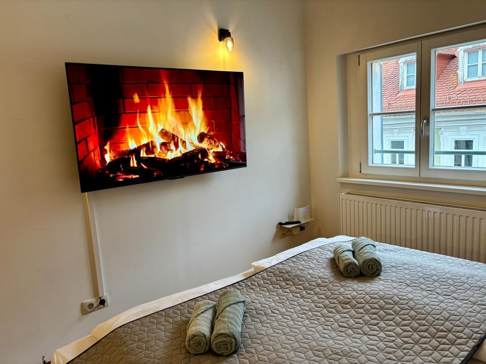 Bed, TV and multimedia