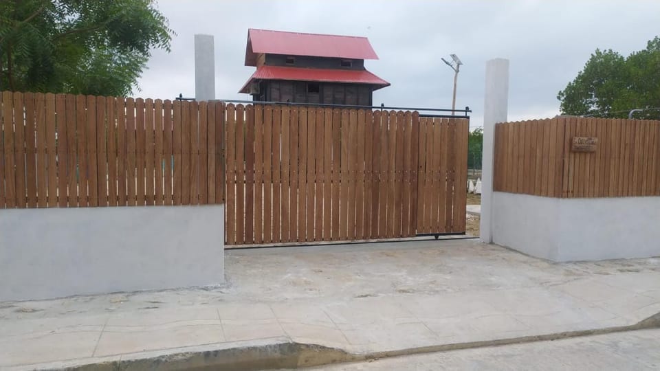 Facade/entrance, acessibility