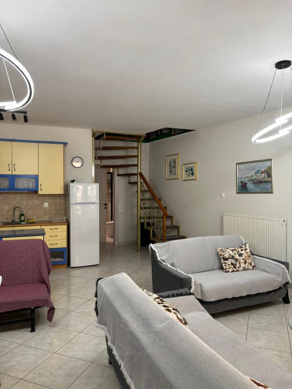 Kitchen or kitchenette, Living room, Seating area