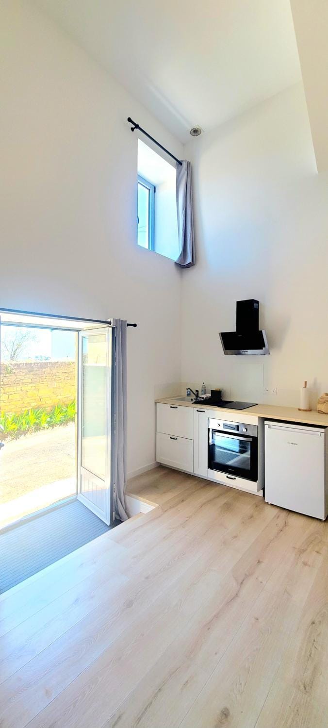 Logement tout confort au calme dans un ancien Fenil House in Auvergne-Rhône-Alpes