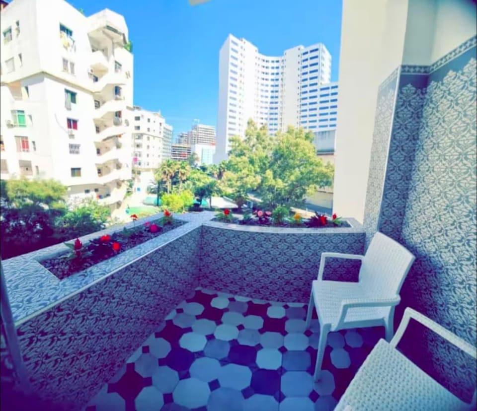 113 Deluxe flat in corniche malabata with balcony Apartment in Tangier