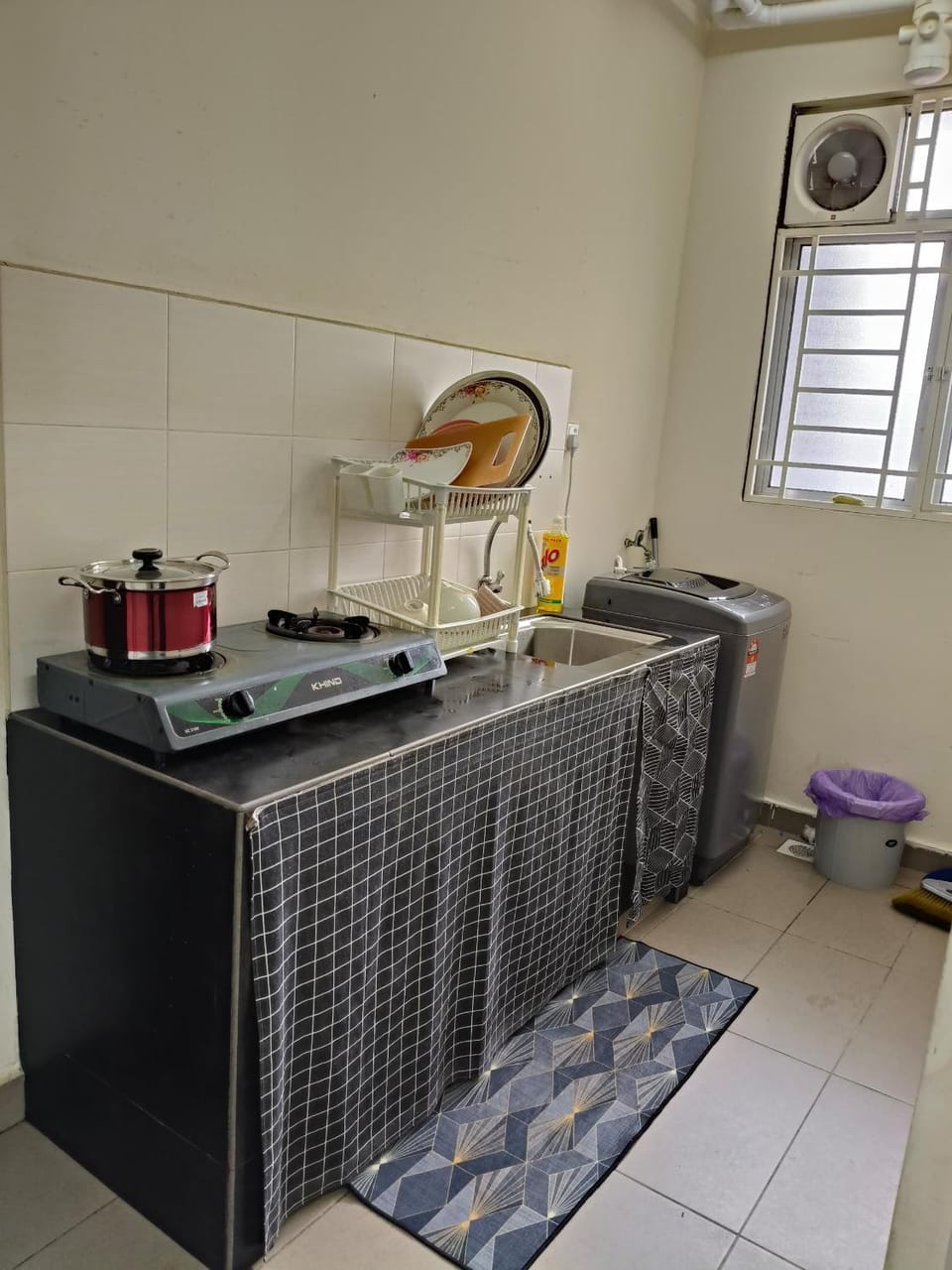 stove, toaster