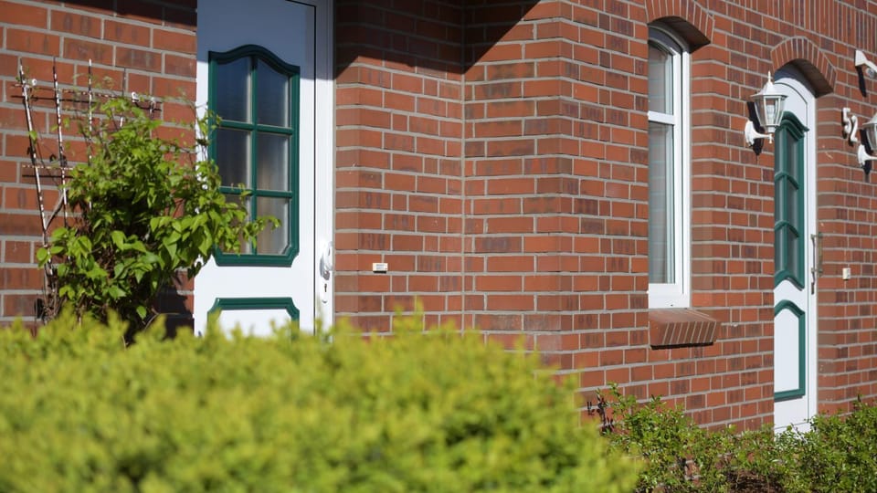 Property building, Spring, Day