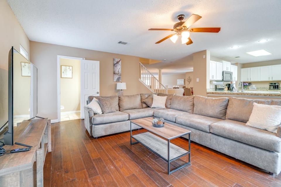 6 Mi to Lake Travis Spacious Cedar Park Home! House in Cedar Park