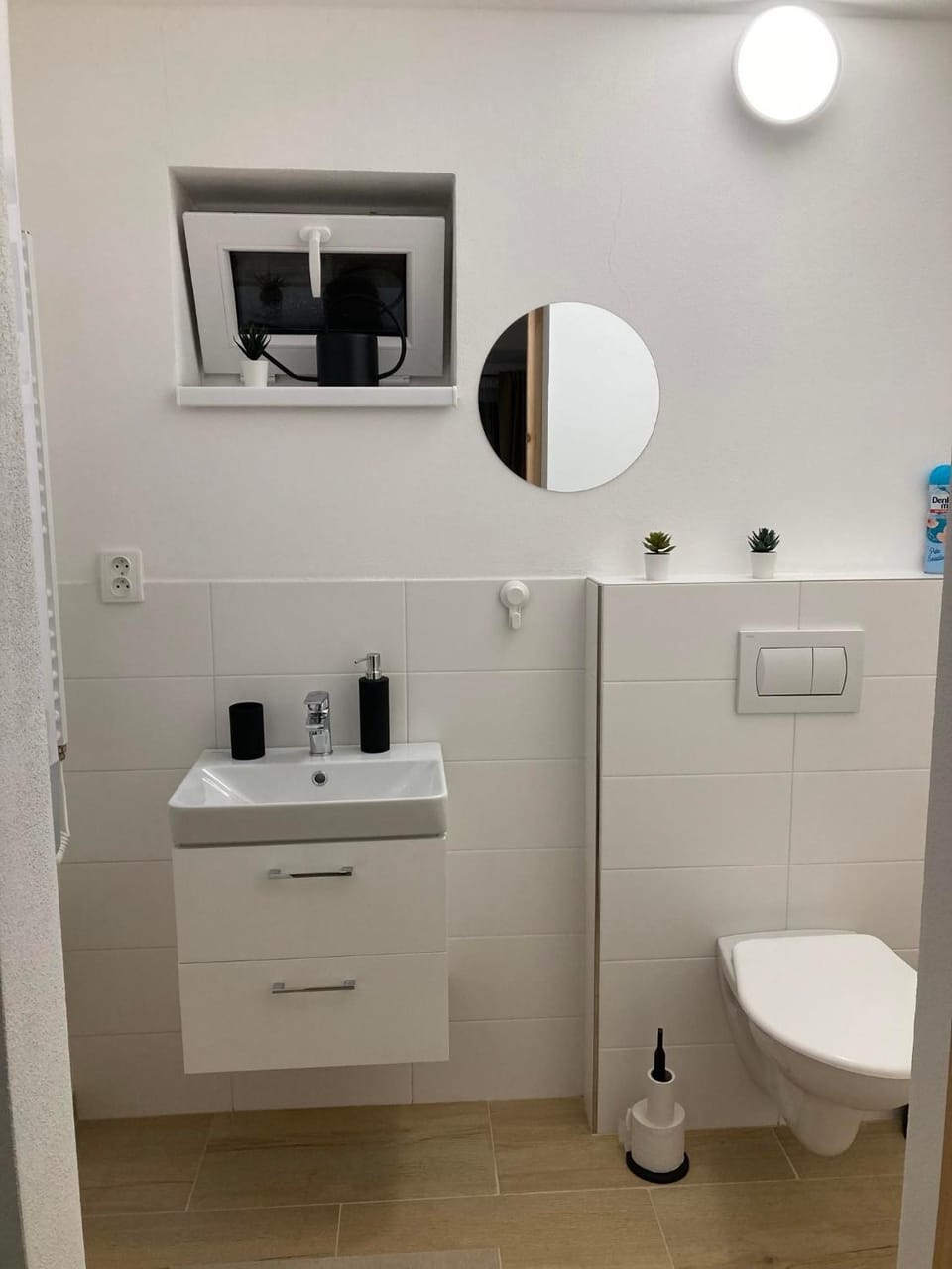 Toilet, Bathroom
