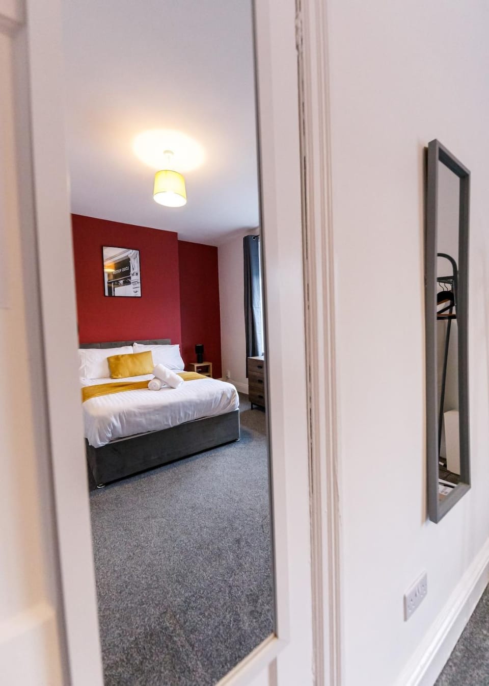 Bed, Photo of the whole room, Bedroom, wardrobe