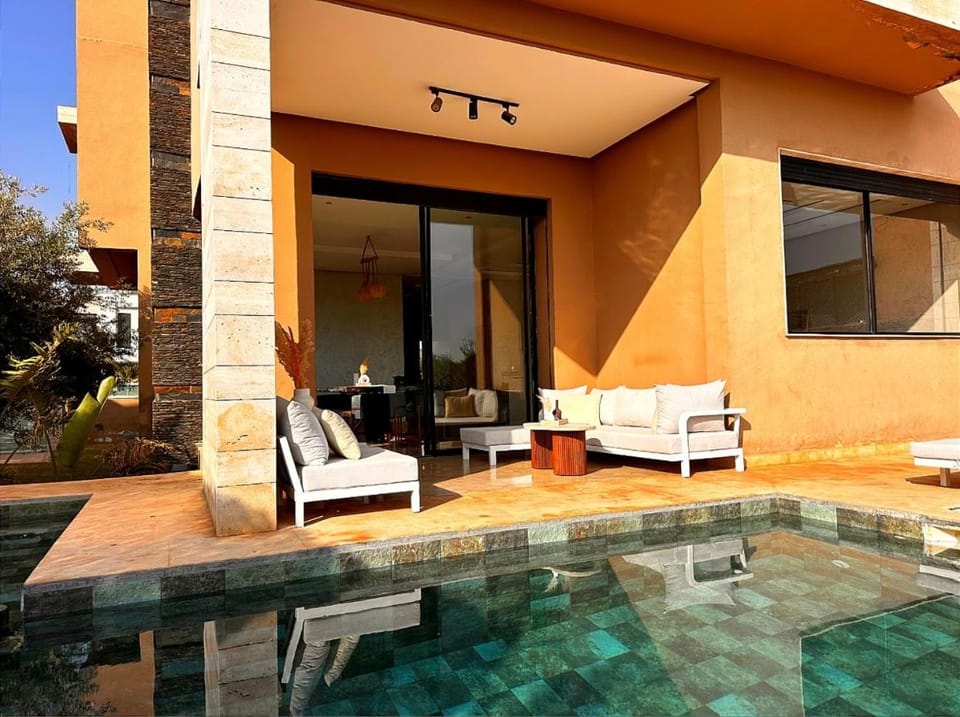 Villa ARGANA 6 chambres avec piscine jacuzzi et hammam à Argan Golf 10 min du centre Villa in Marrakesh
