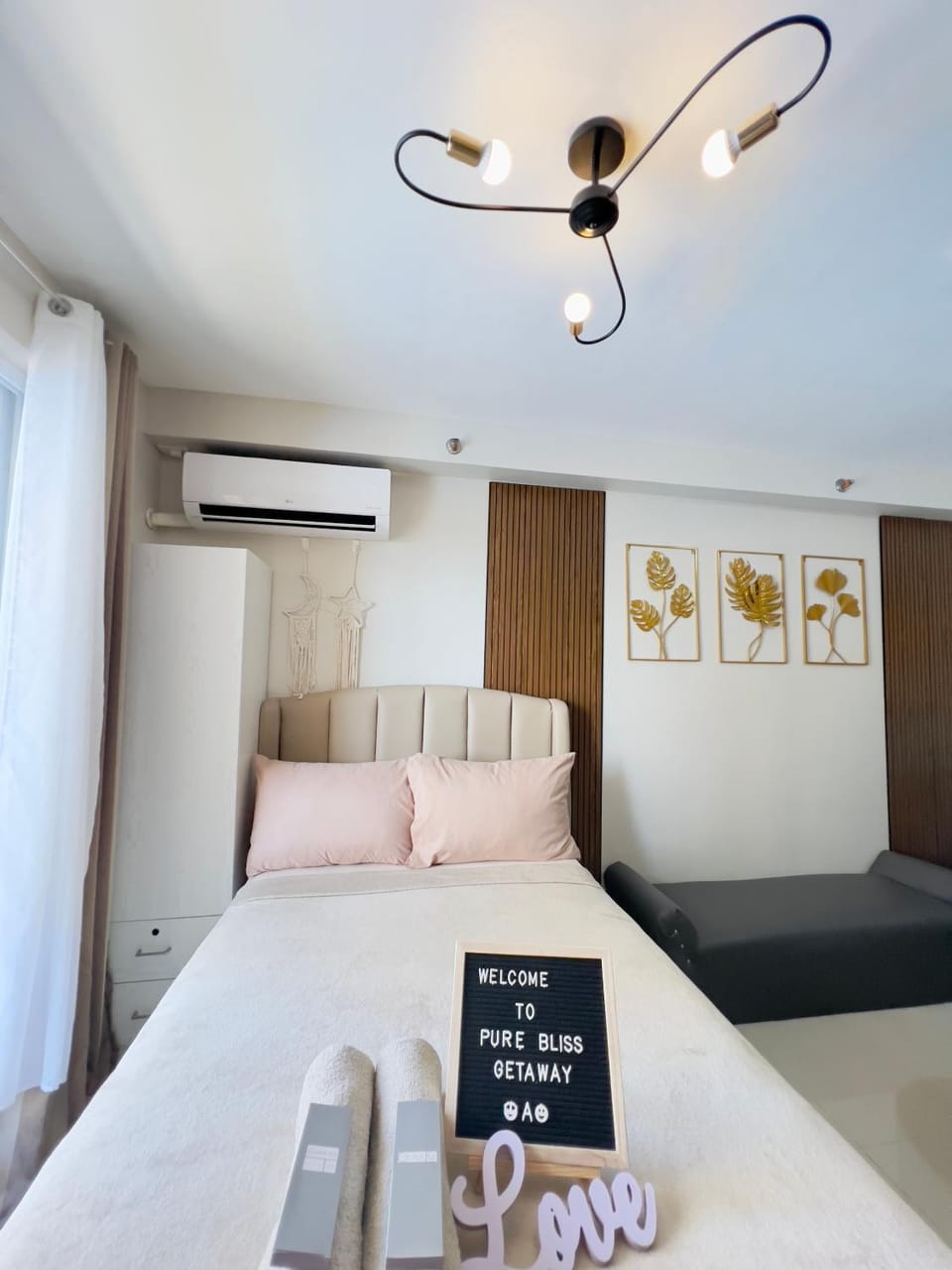 Pure Bliss Getaway Condo Near Mactan Airport Lapu-Lapu Apartment in Lapu-Lapu City