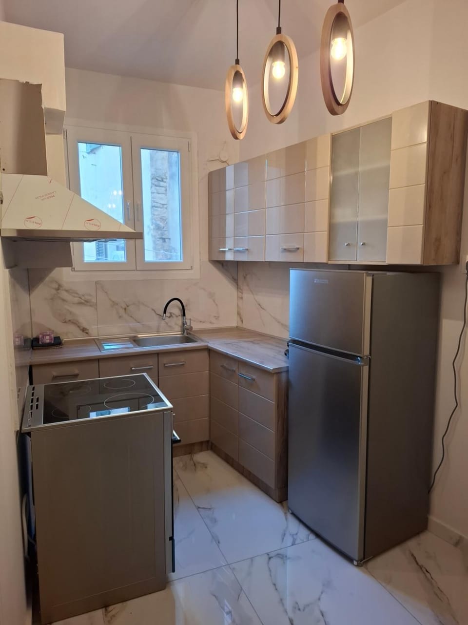 Kitchen or kitchenette, oven