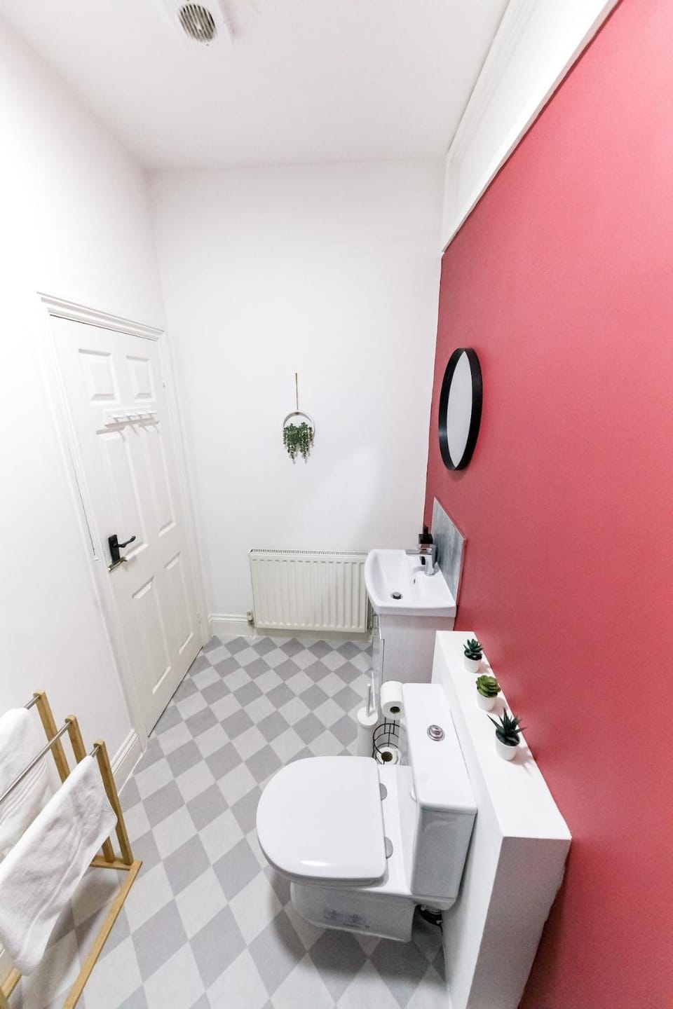 3 Bedroom Home Free Parking & WiFi Contractors Welcome! Apartment in Sunderland