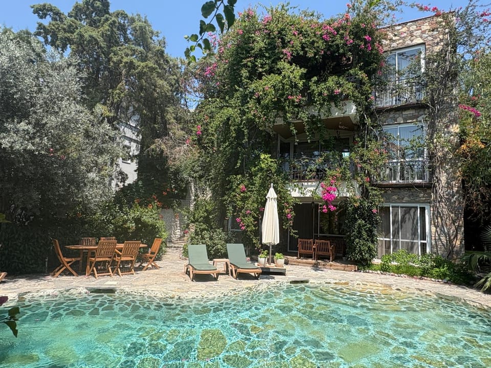 Triplex Villa with private Pool and Garden Villa in Bodrum