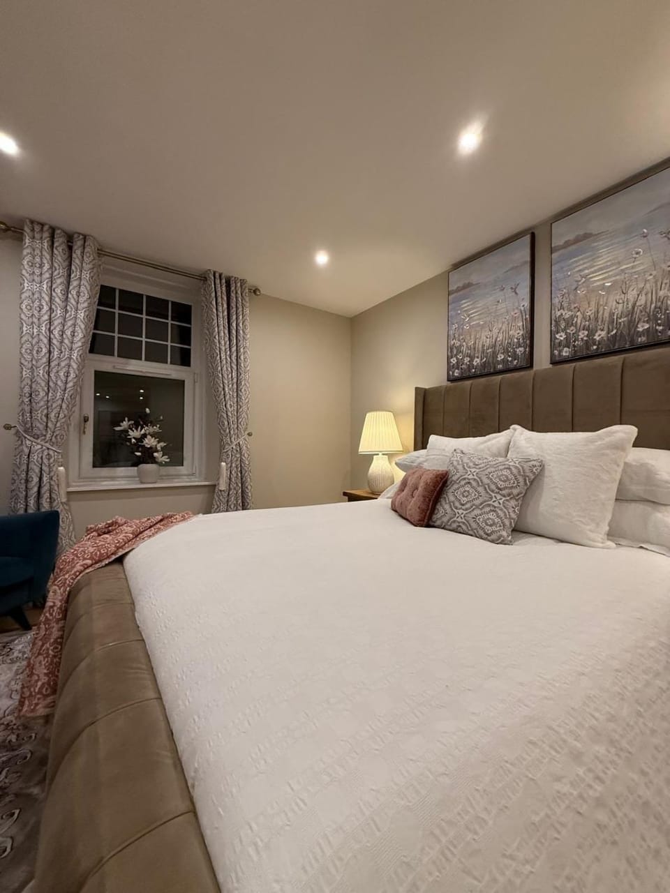 Home away from home in Glasgow - Free Street Parking Apartment in Glasgow