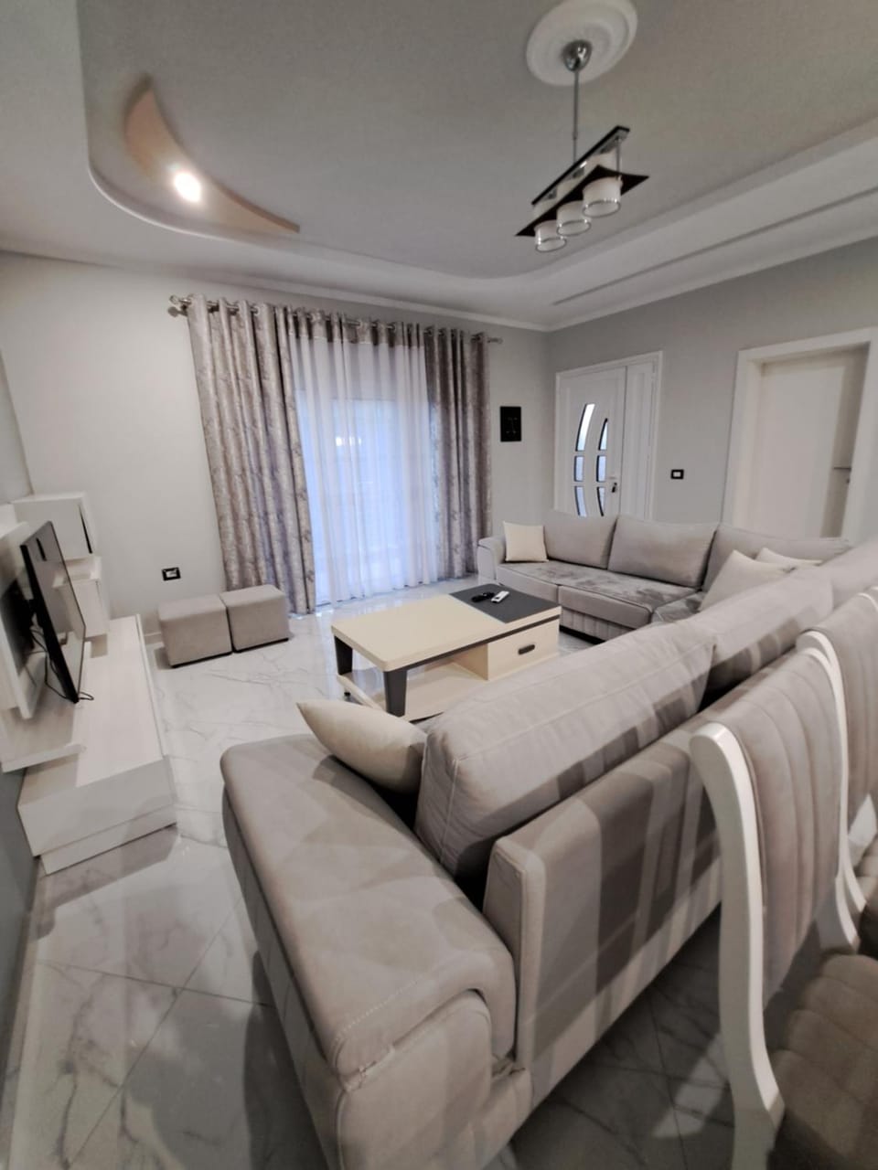 Gili & Delo luxury Apartments-Νear Airport House in Tirana County, Albania