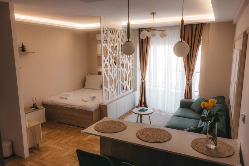 Living room, Photo of the whole room, Bedroom