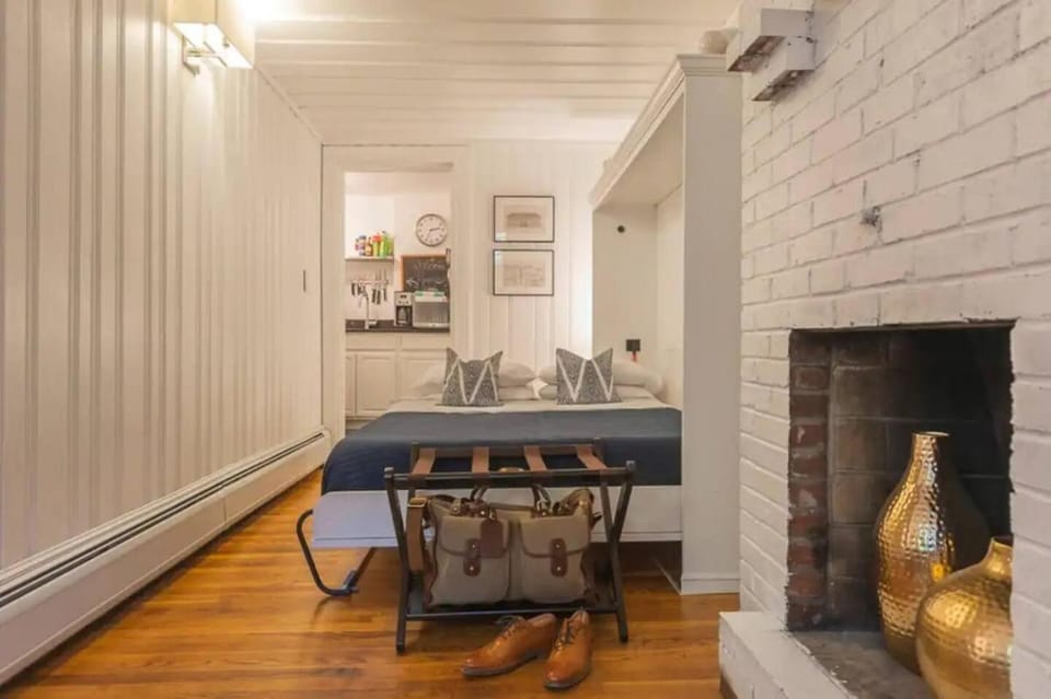 Bed, flat iron