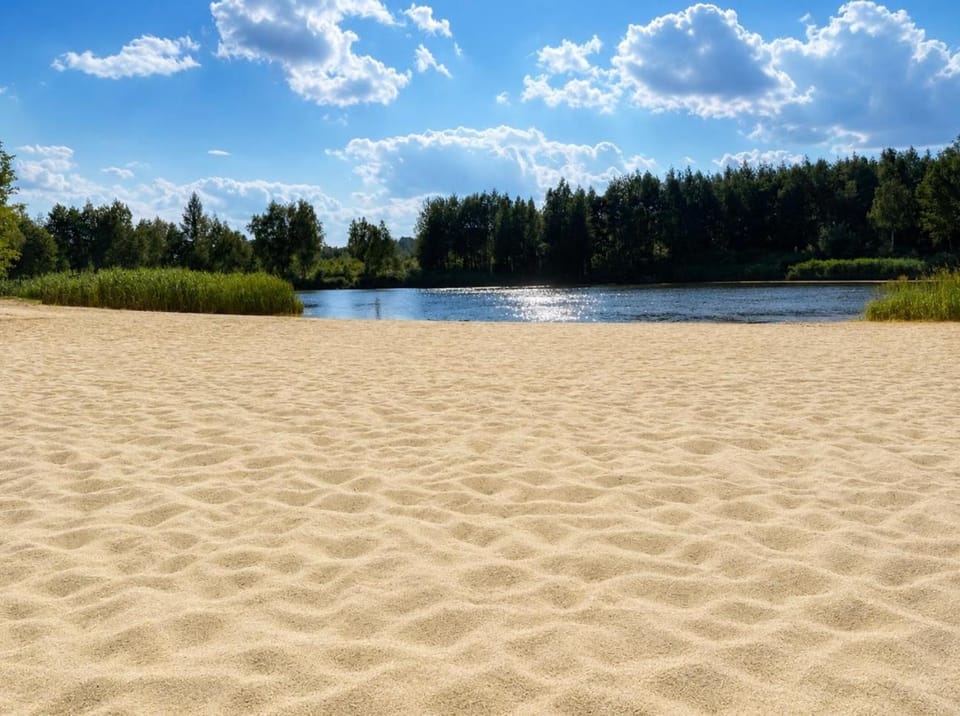 Beach, Lake view