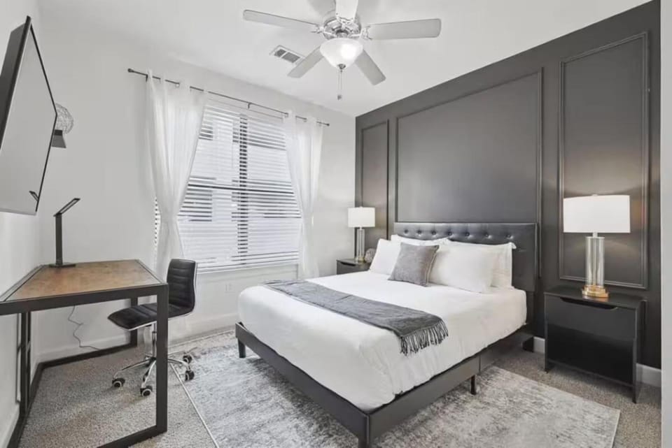 Bed, Bedroom