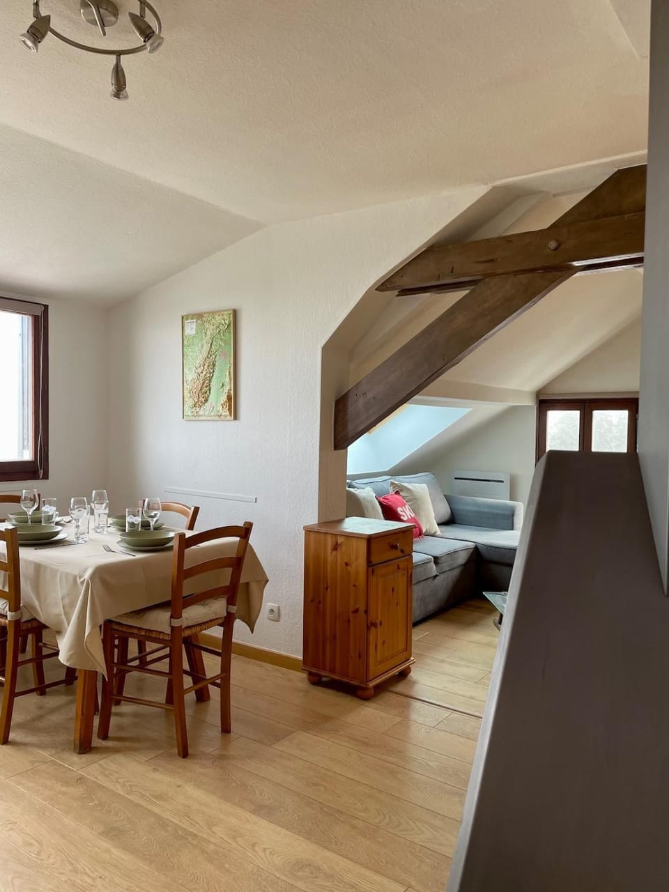 Living room, Dining area