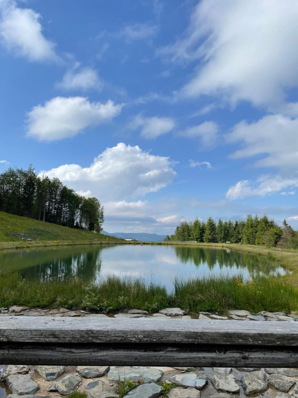 Nearby landmark, Natural landscape