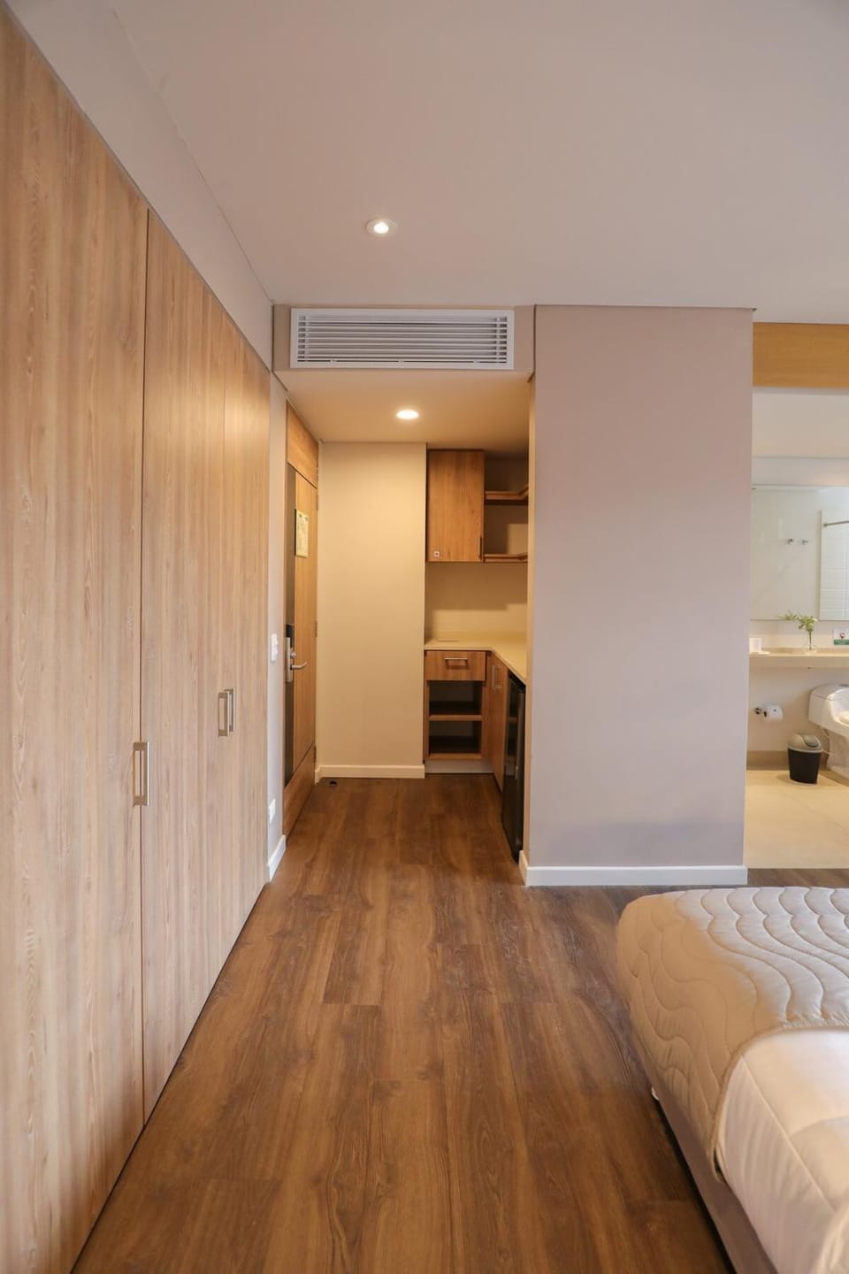 Bed, Kitchen or kitchenette, Photo of the whole room, Bedroom, wardrobe