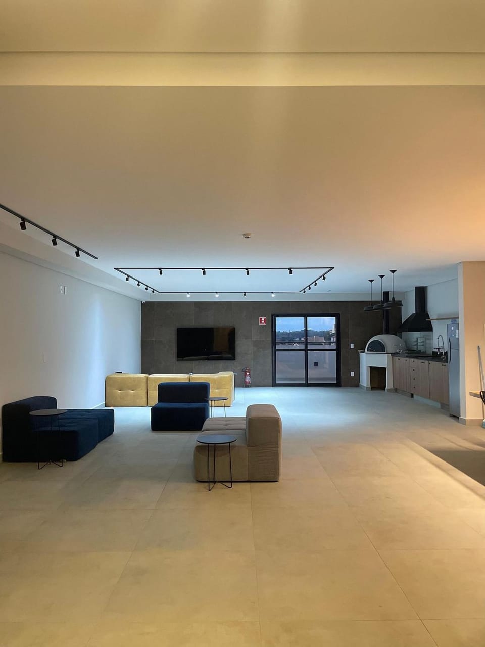 Apartamento Completo com Piscina, Academia e Salão de festas em São Carlos Apartment in São Carlos