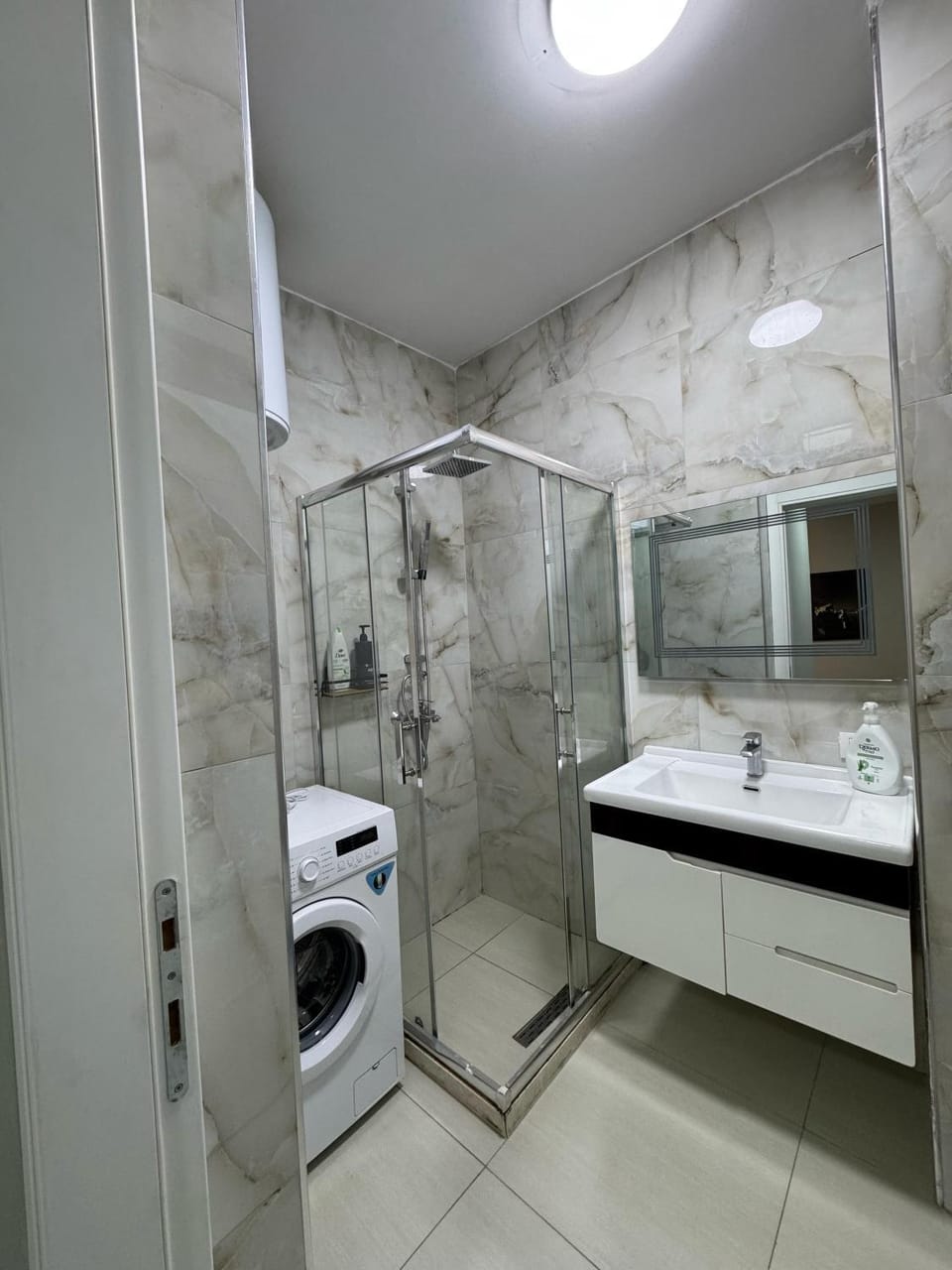 Shower, Bathroom, washing machine