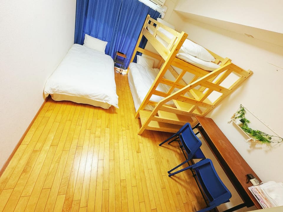 島之内ｻﾝﾌﾟﾗｻﾞ93 Apartment in Osaka