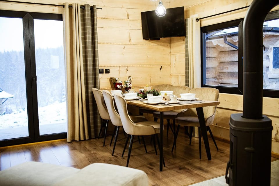 TV and multimedia, Dining area