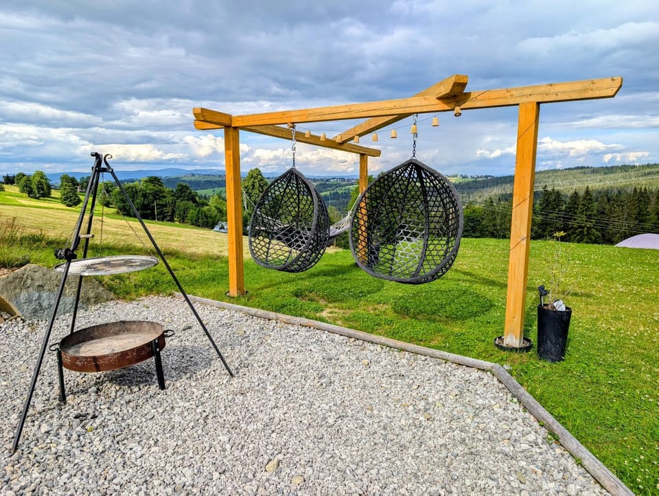 Off site, Natural landscape, BBQ facilities, Garden