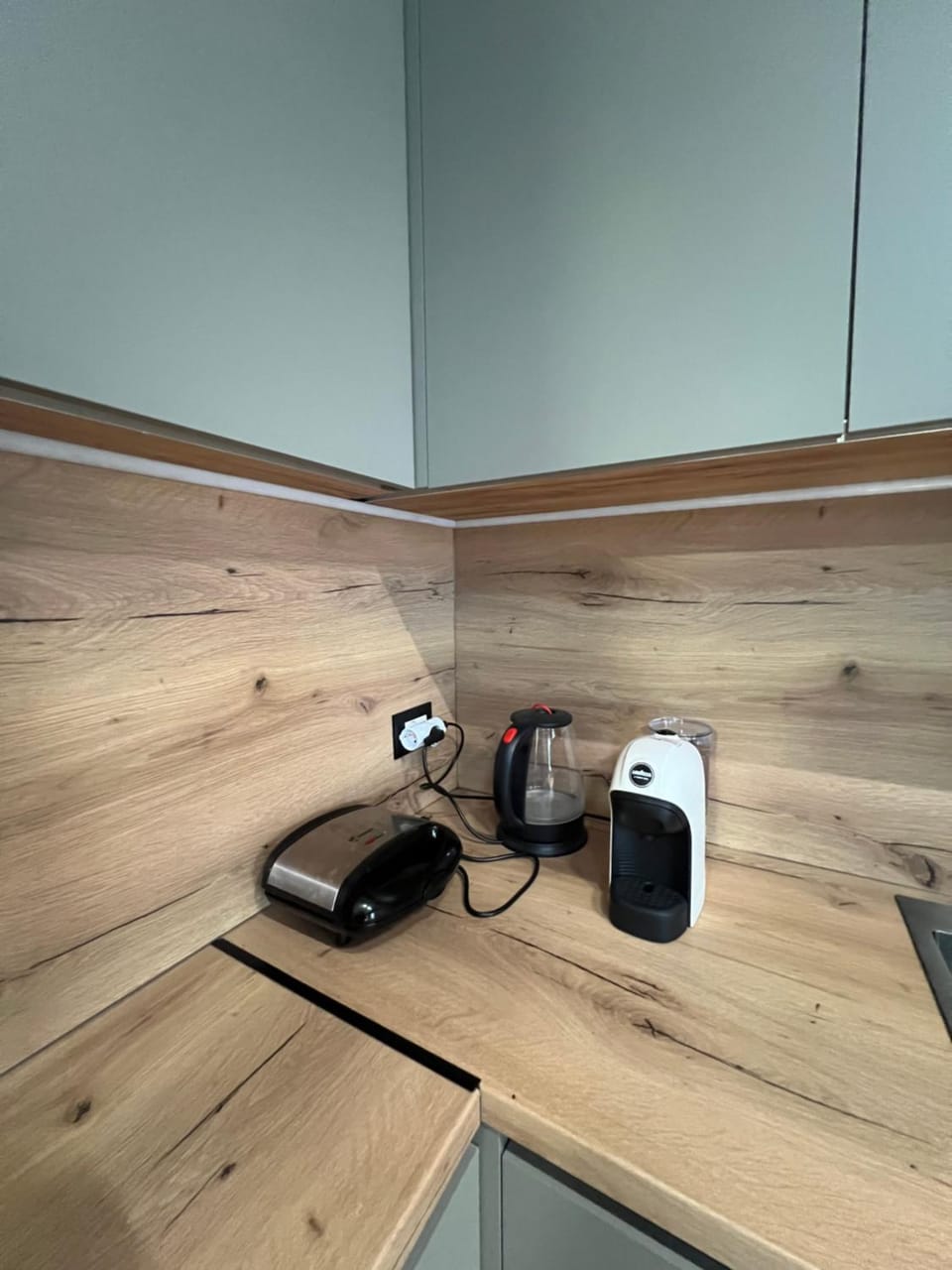Coffee/tea facilities, Kitchen or kitchenette