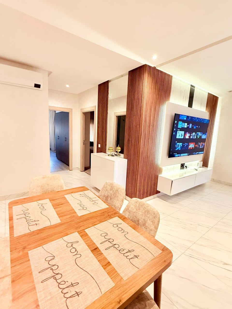 Communal lounge/ TV room, TV and multimedia