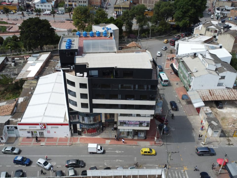 Off site, Bird's eye view