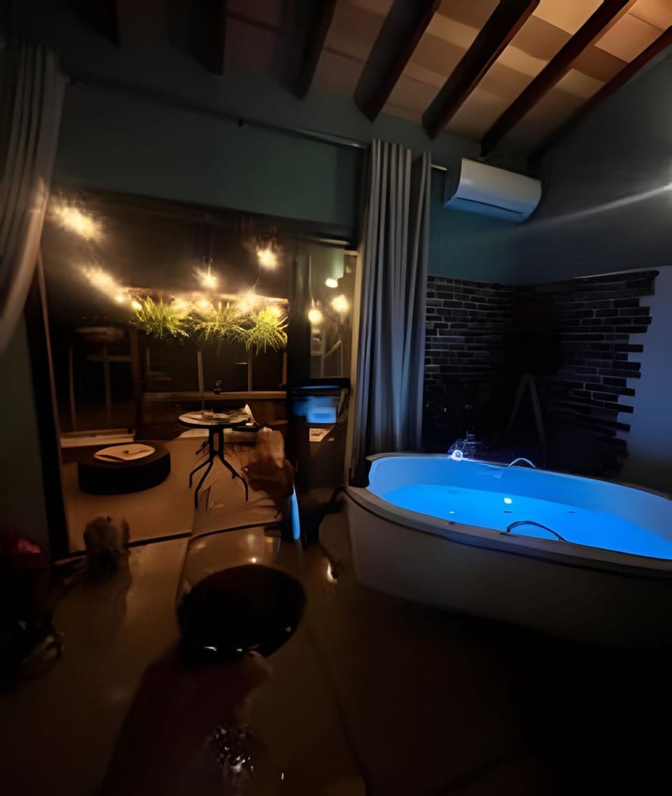 Hot Tub