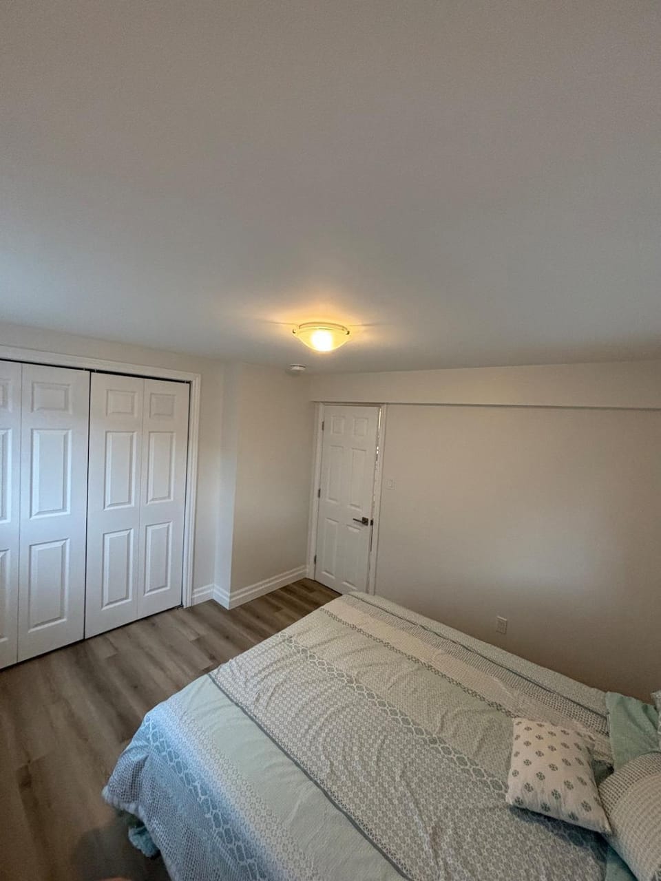 One-Bedroom Unit at VISTA HILL Apartment in Waterloo