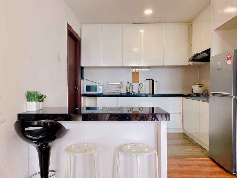 Vivacity Jazz Suite 1 family 7pax with Water Dispenser Apartment in Kuching
