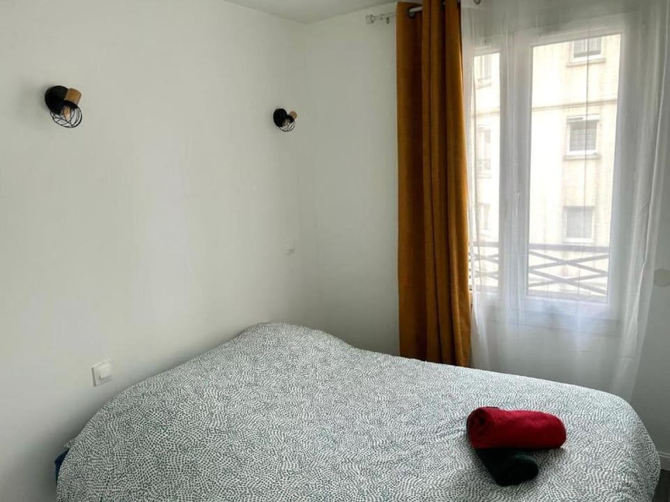 STUDIO - 4pers PROCHE GARE 10 MIN DISNEY Apartment in Bussy-Saint-Georges
