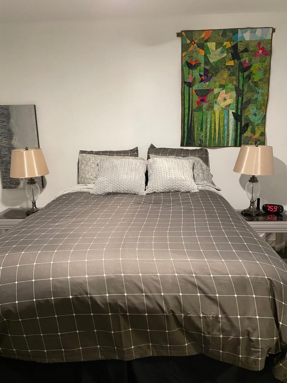 Oyster River Guest Room Bed and Breakfast in Vancouver Island