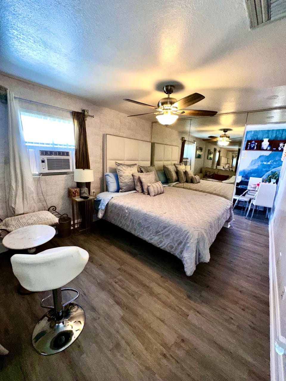 Cozy Coastal Mist King Waters Near Beaches, Hard Rock & Nature! House in Hallandale Beach