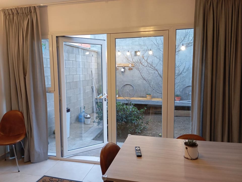 Patio, Dining area
