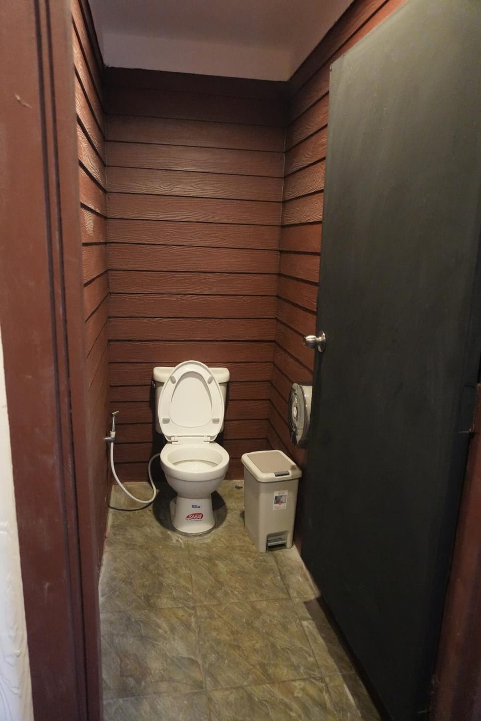 Toilet, Bed, Bathroom, Bedroom, bunk bed